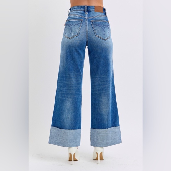 NEW❄️Judy Blue Full Size Distressed High Waist Wide Leg Jeans - Picture 3 of 10